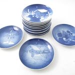 657 2237 CHRISTMAS PLATES